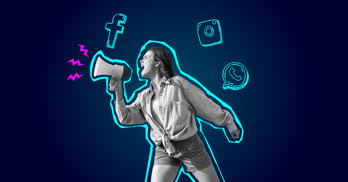 Een persoon die door een megafoon spreekt, omringd door social media-iconen van Facebook, Instagram en WhatsApp, tegen een blauwe achtergrond met kleurverloop.